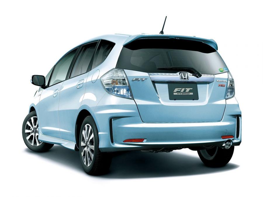  Honda Fit Hybrid RS 2012 года  (фото 4 из 7)